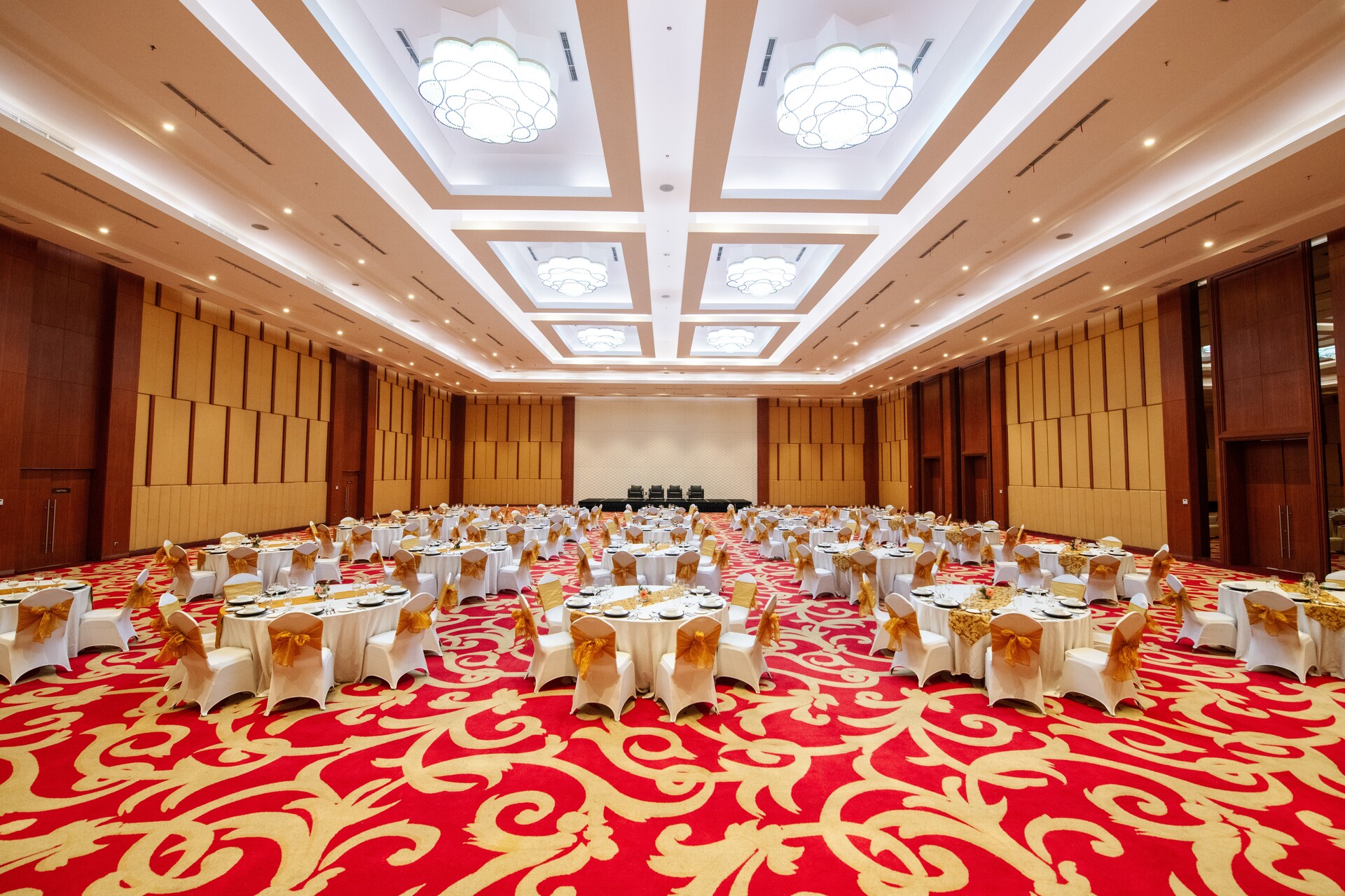 Peony Meeting Room